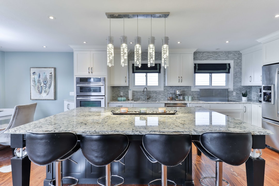 Comparing quartz, granite, and quartzite countertop slabs